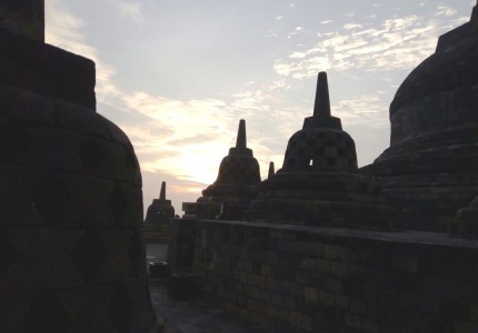 Sunrise Borobudur Merapi Jeep
