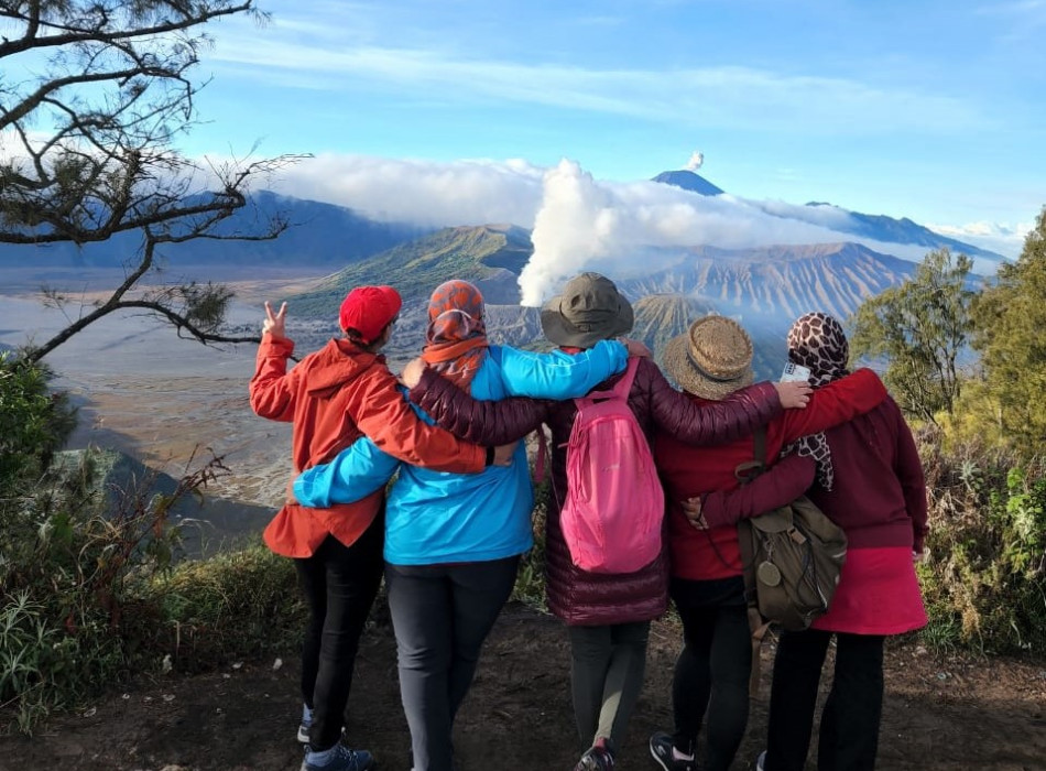 Bromo Sunrise Tour