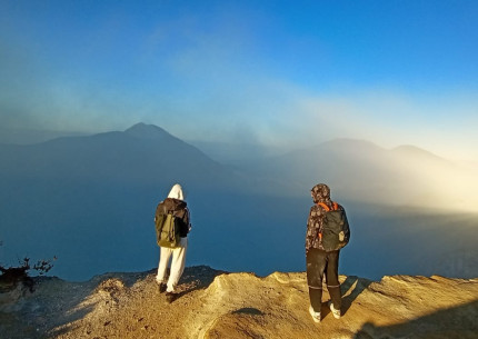 From Bali : Ijen Blue Fire Trip