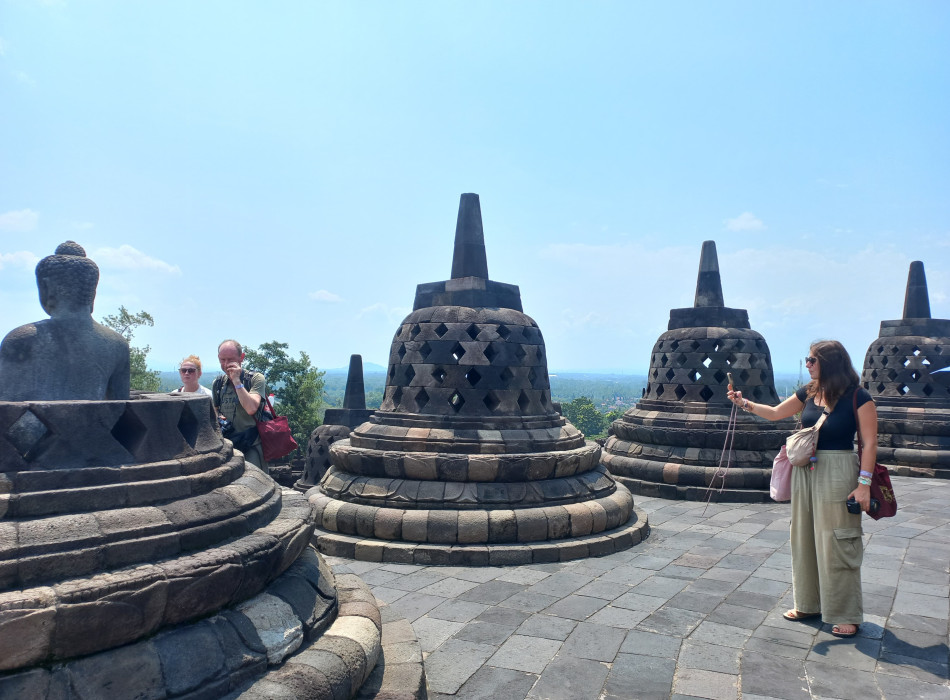 From Malaysia : To Jogja Leaving Surabaya 7D6N to Malang and Mount Bromo Overland