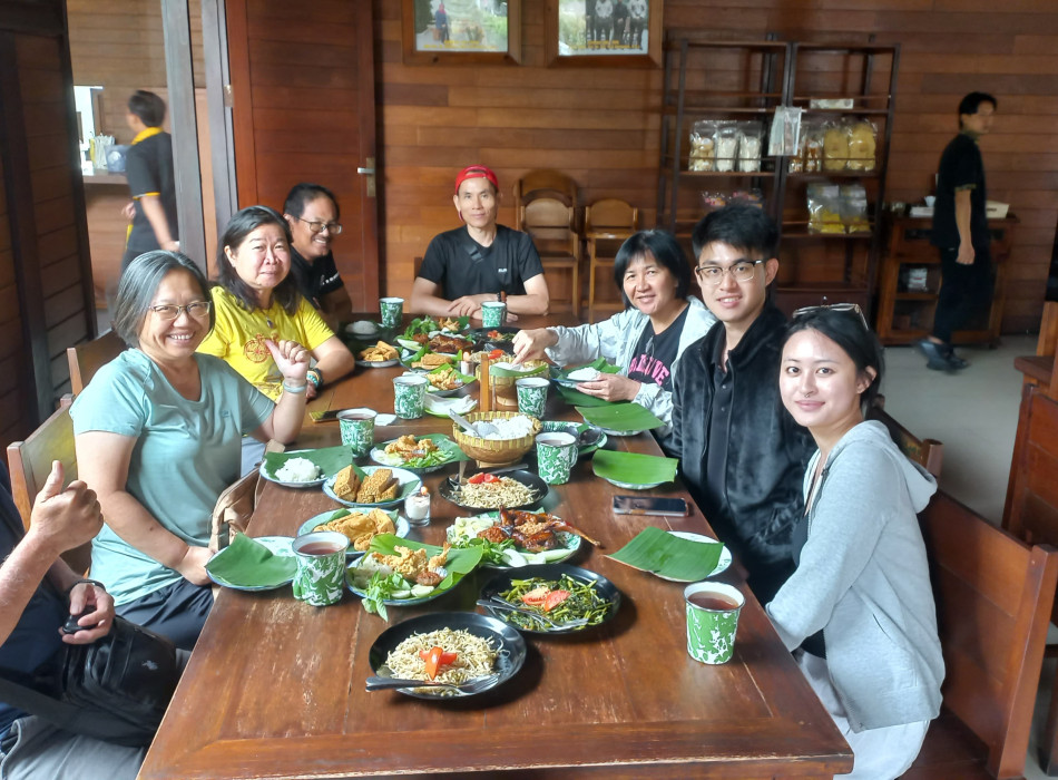 Fly From Malaysia : Arrive Jogja Departure Surabaya 7D6N to Malang and Mount Bromo Overland