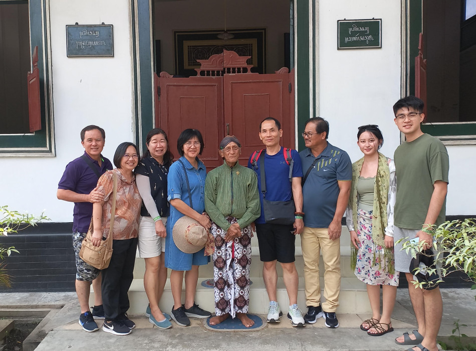 Jogja Surabaya 7D6N to Malang and Mount Bromo Overland