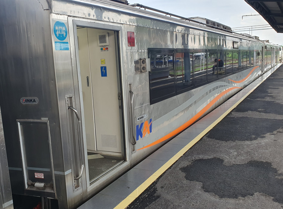 6 Days 5 Nights Journey Across Java by Rail